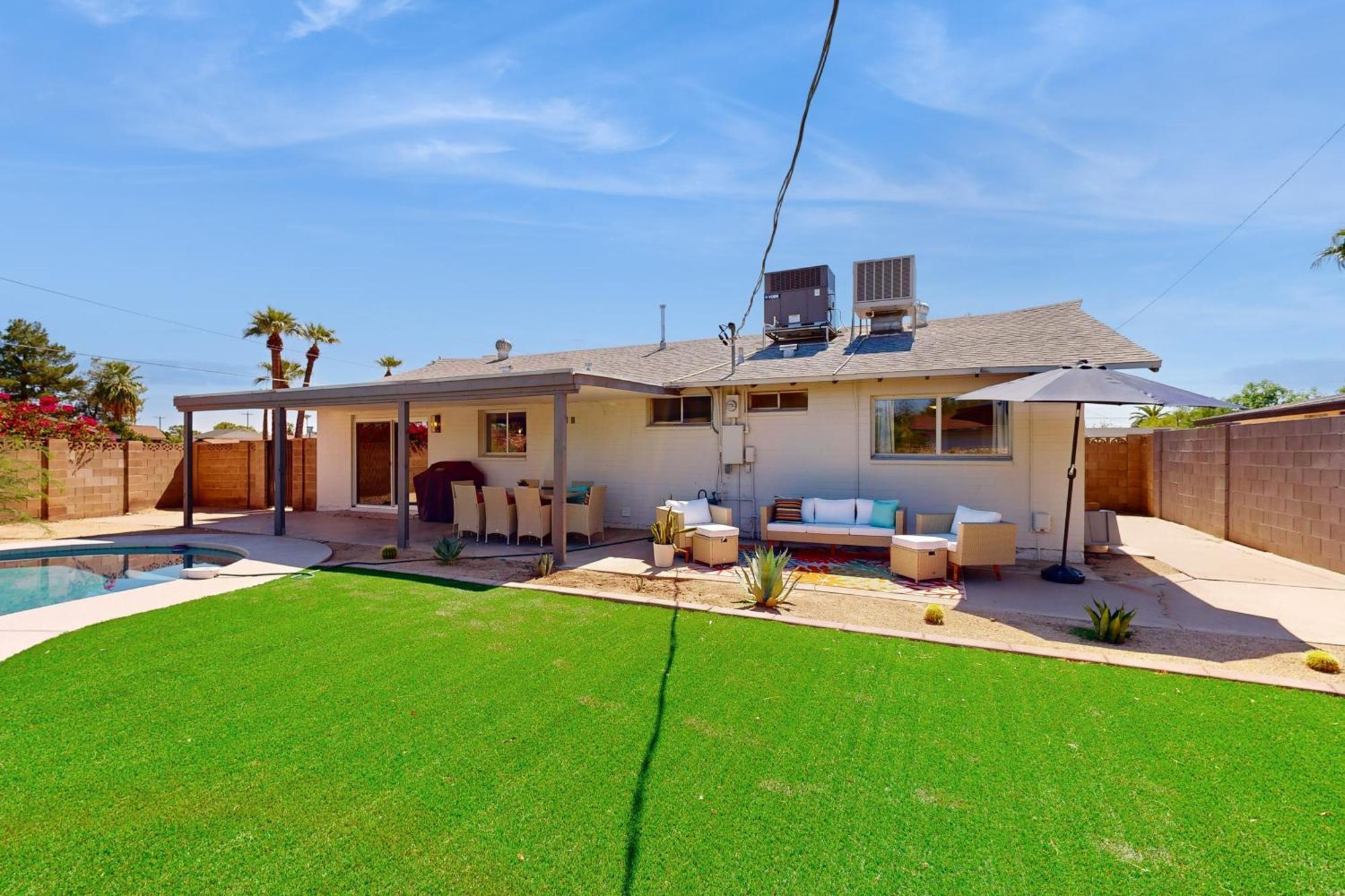 Chic Desert Retreat Villa Scottsdale Exterior photo